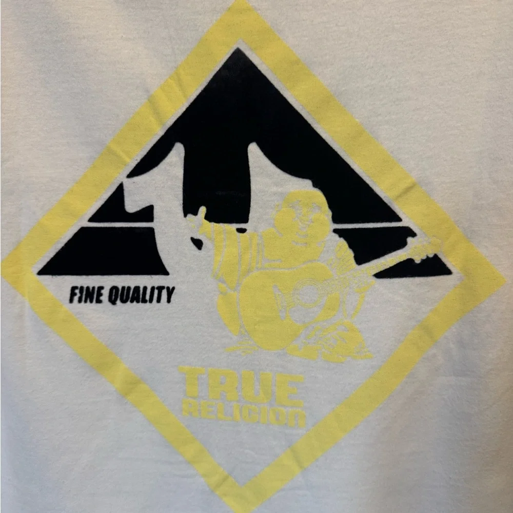 True Religion Buddha White Yellow Flocked Fuzzy Graphic T Shirt MED‎